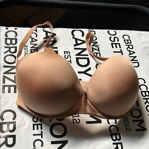 ultimate push-up strapless bra- clay